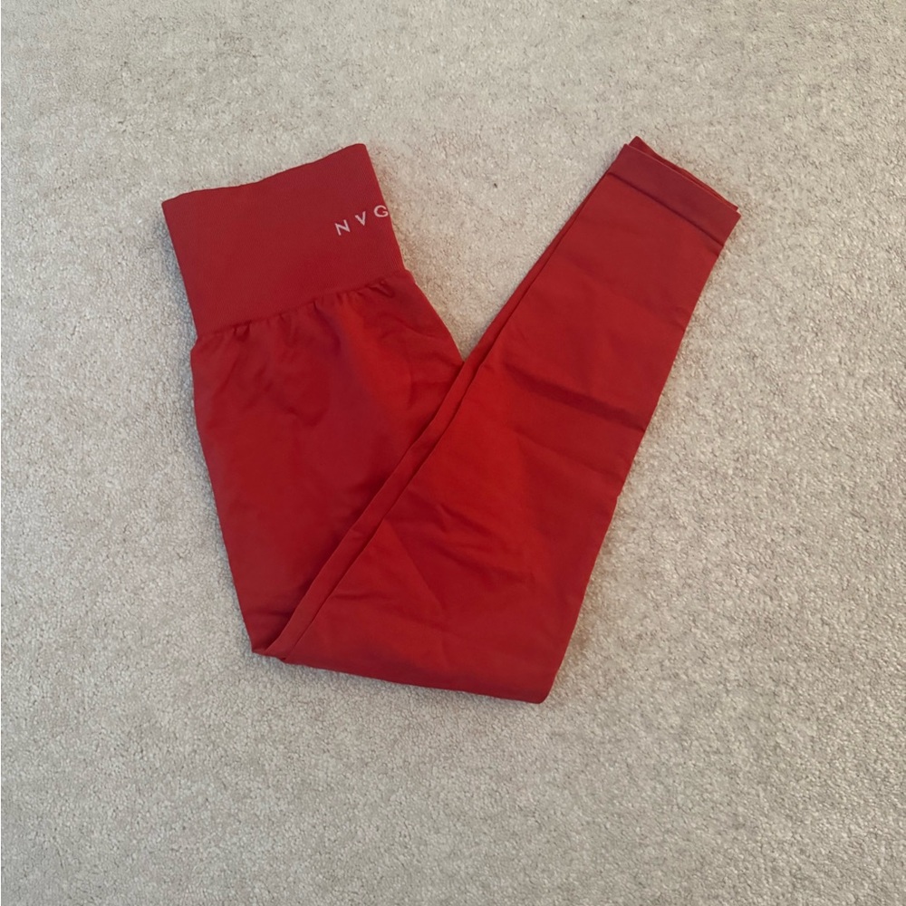 NVGTN Scarlet Solid Seamless Leggings